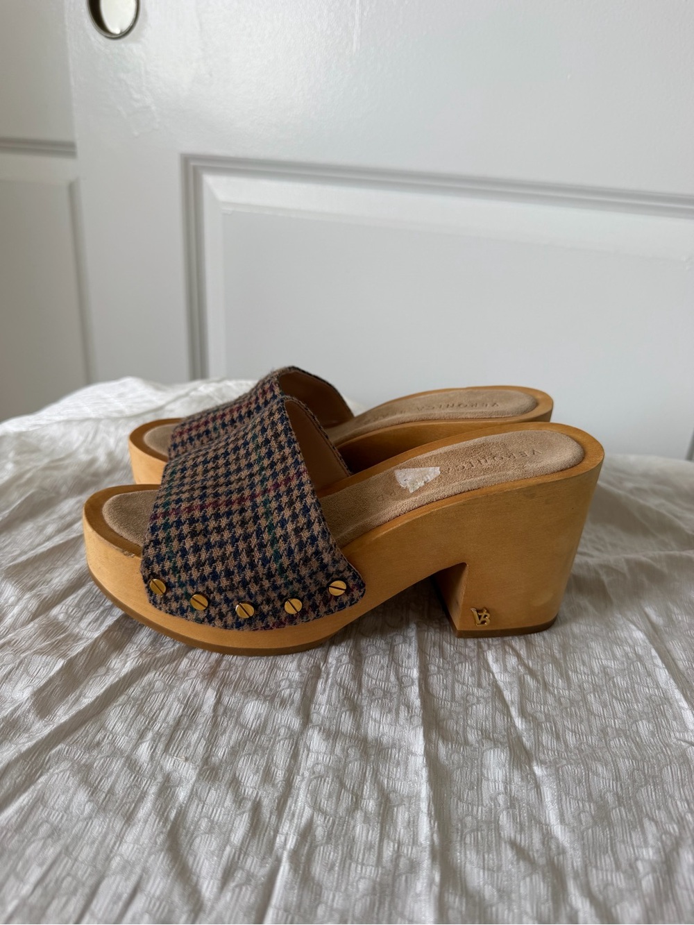 Veronica Beard Tan Wooden Platform Mules with Houndstooth Strap